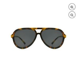 NWT - Scoop - Aviator Sunglasses - Tortoise
